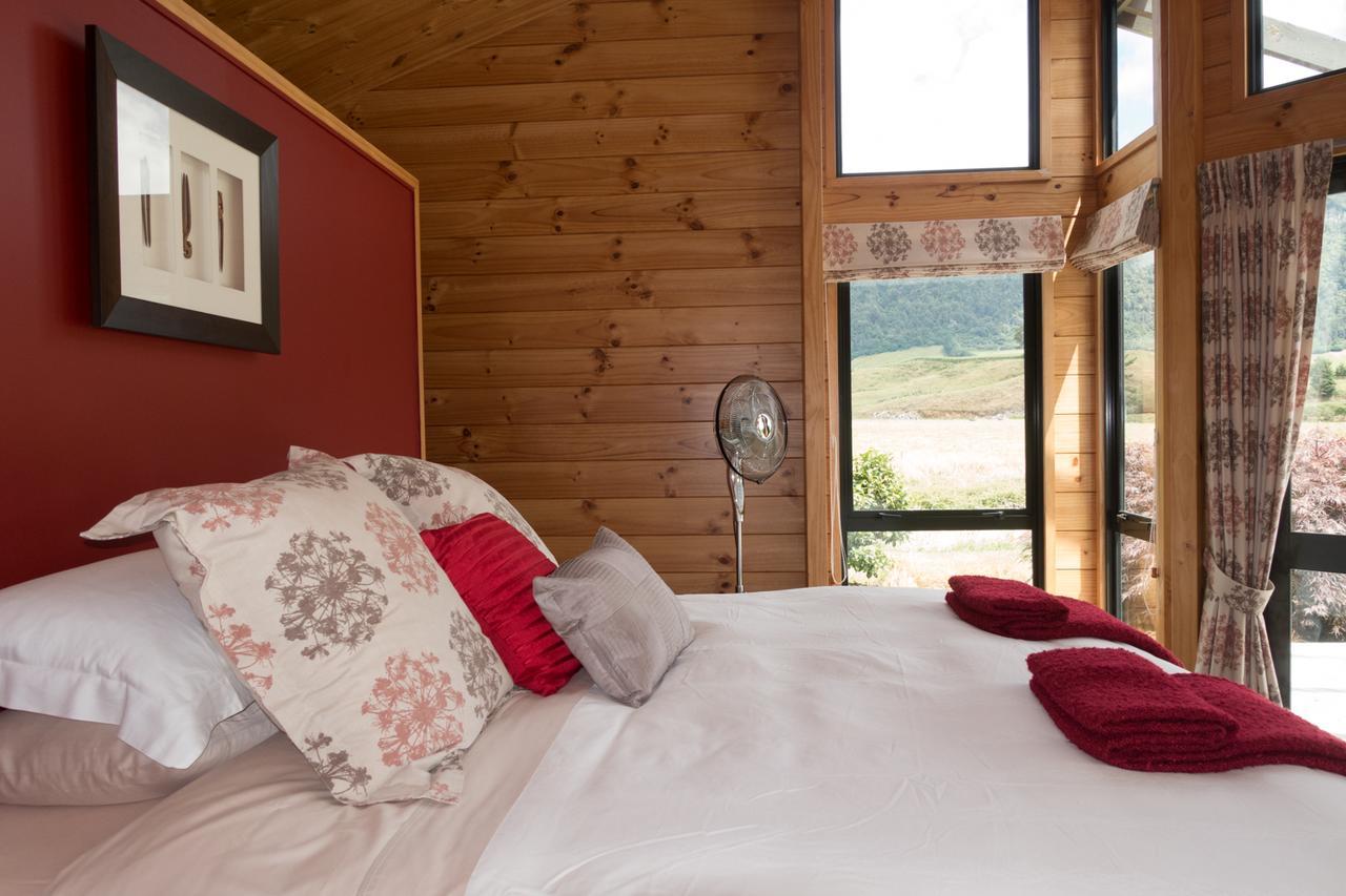 Astelia Lodge Horohoro Bagian luar foto